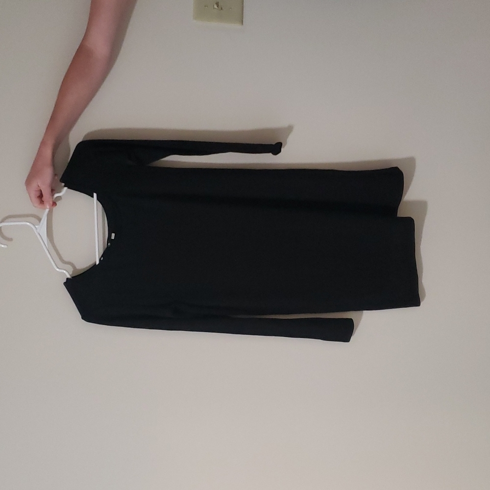 Wilfred Free Off the shoulder dress